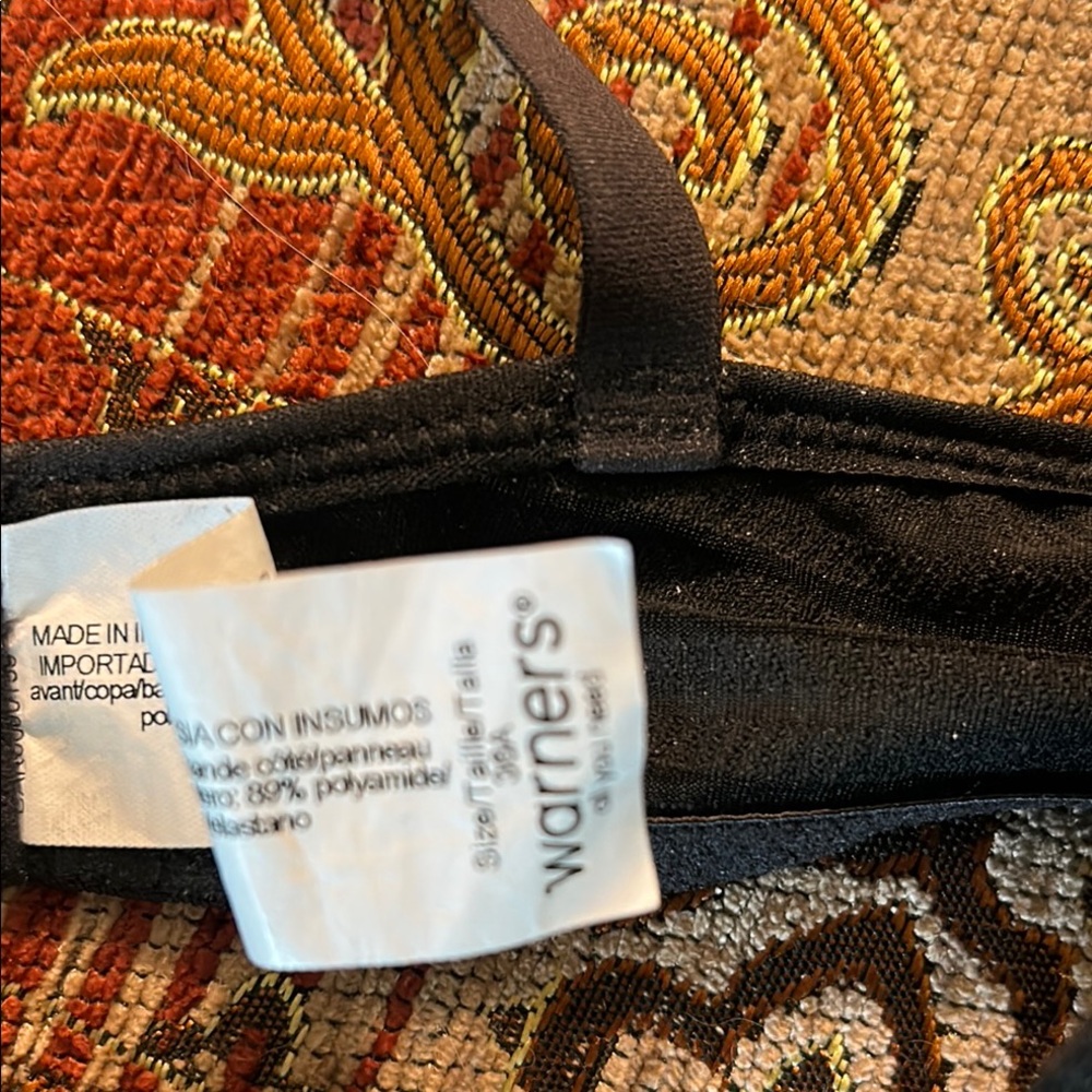 Warner's Elegant Black Bra